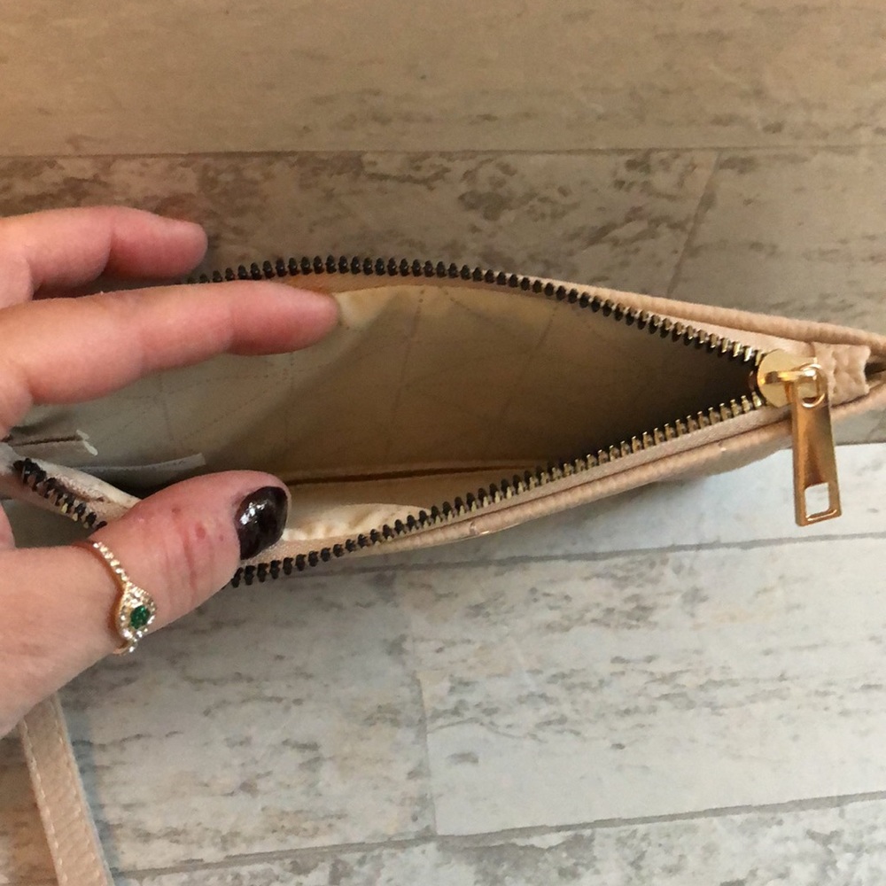 Kensie Quilted Vegan Leather Clutch Wristlet - Picture 5 of 8
